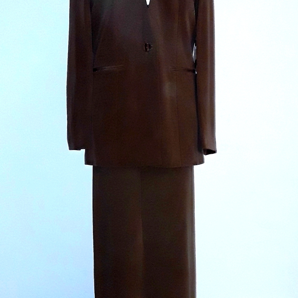 Tailleur Platinum Taupe Silk Suit